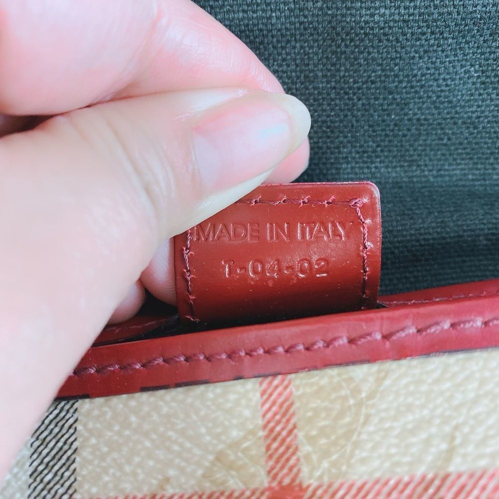 BURBERRY RED, CANVAS LEATHER SHOULDER BAG - Picture 14 of 14